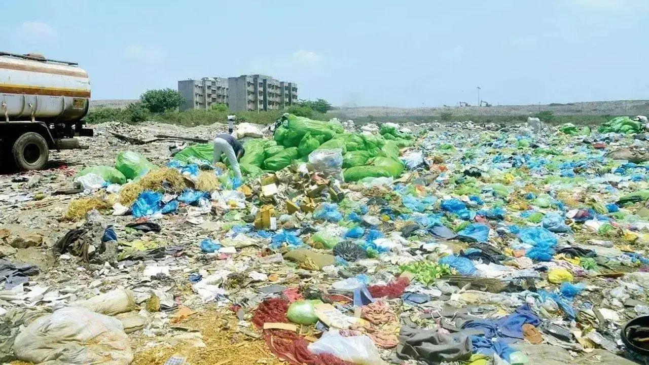 Poor waste management leaves Islamabad and Karachi buried under garbage